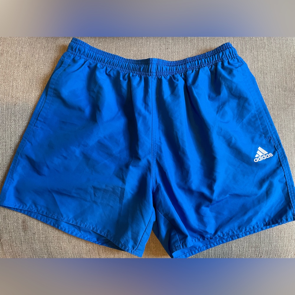 Adidas athletic shorts, lined